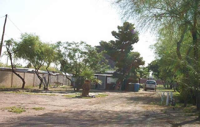 911 N 40 Ave., Phoenix, AZ 85009