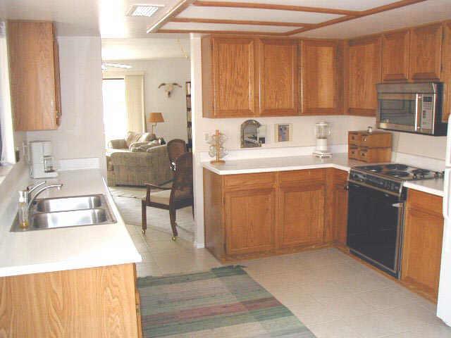 9831 W Taro Ln., Peoria, AZ 85382