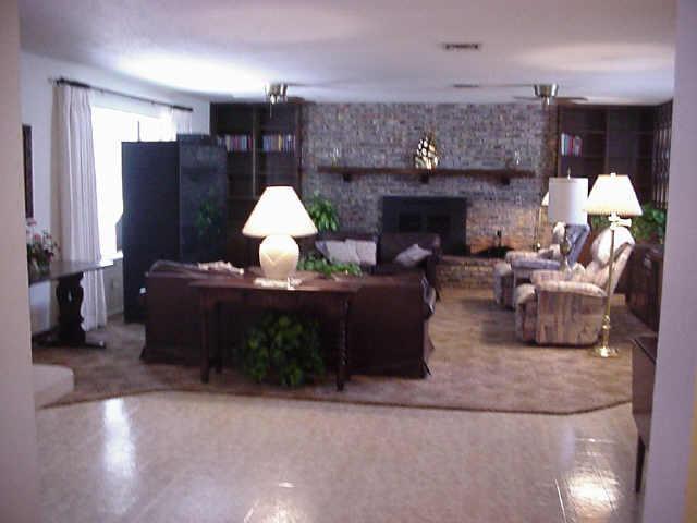 318 S Pioneer St., Mesa, AZ 85204
