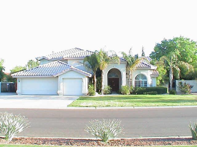 5003 Saddlehorn Rd., Glendale, AZ 85310