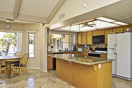 5523 E Laurel Ln., Scottsdale, AZ 85254