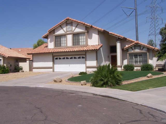 990 E Divot Dr., Tempe, AZ 85283