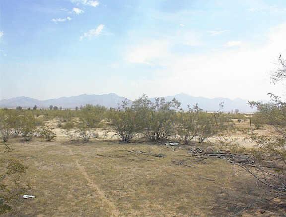 W Buenos Aires Rd. #25, Goodyear, AZ 85326
