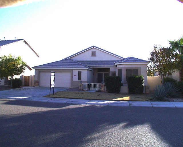 8039 W Clara Ln., Peoria, AZ 85382