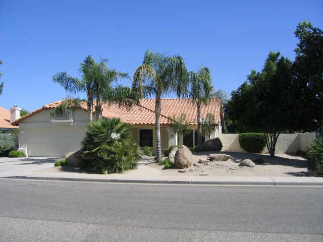 1326 E Paradise Ln., Phoenix, AZ 85022