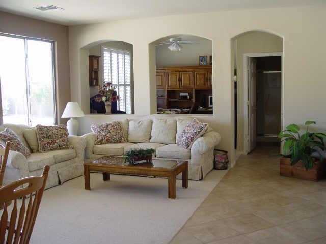 1718 E Iris Dr., Chandler, AZ 85286