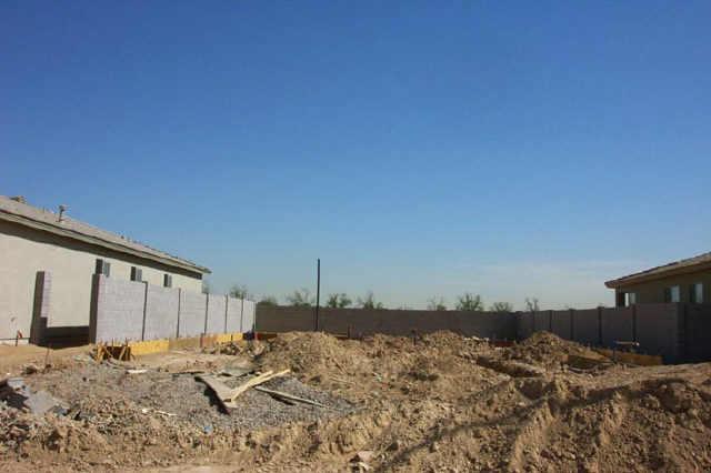 9832 W Crown King Rd., Phoenix, AZ 85323