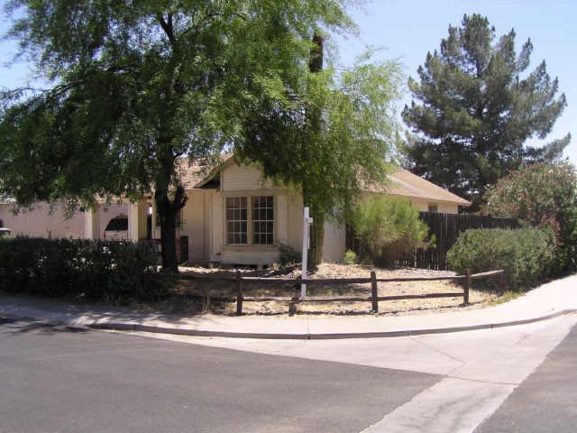 7327 W Meadowbrook Ave., Phoenix, AZ 85033