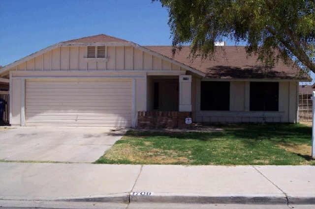 1708 E Vineyard Rd., Phoenix, AZ 85042