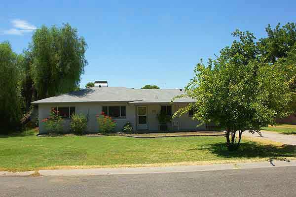 6834 N 12th Ave., Phoenix, AZ 85014