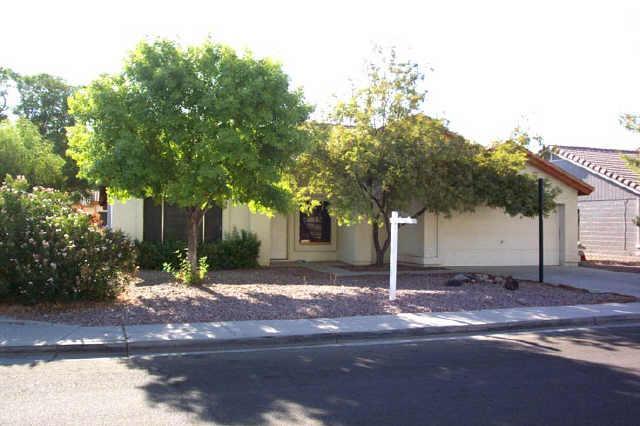 1049 N Sailors Way, Gilbert, AZ 85234