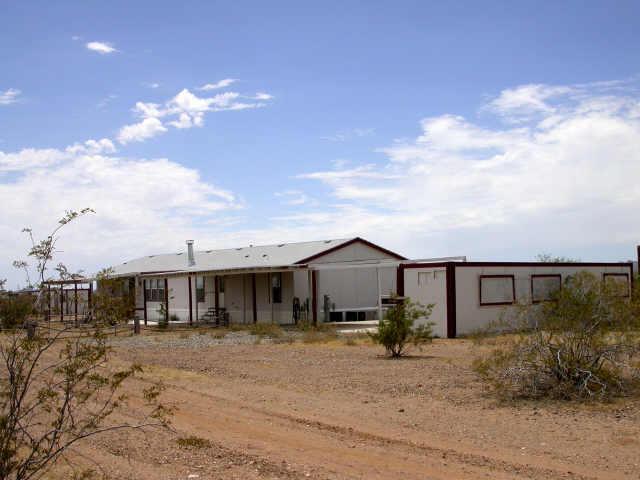40708 N 253rd Ave., Morristown, AZ 85342