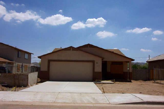 2709 E Jones St., Phoenix, AZ 85040