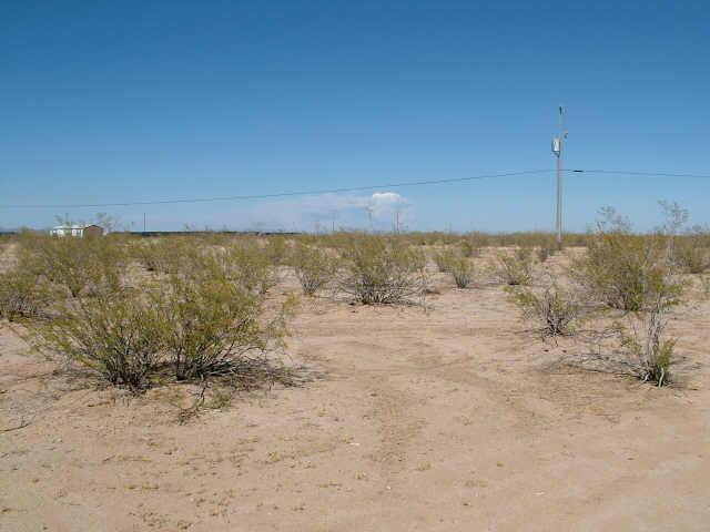 N 251st Ave., Wittmann, AZ 85361