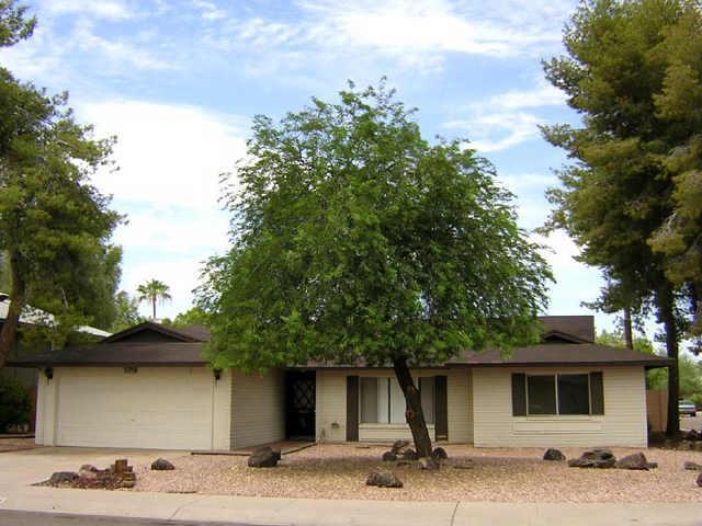 1736 E Pebble Beach Dr., Tempe, AZ 85282