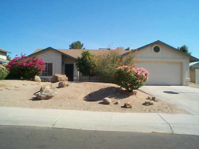 8033 W Dreyfus Dr., Peoria, AZ 85381