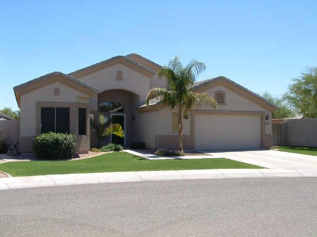 8057 W Clara Ln., Peoria, AZ 85382