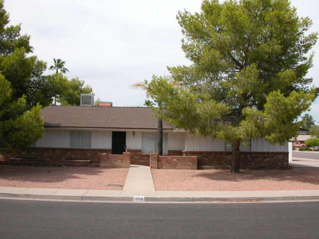 1560 E Glencove St., Mesa, AZ 85203
