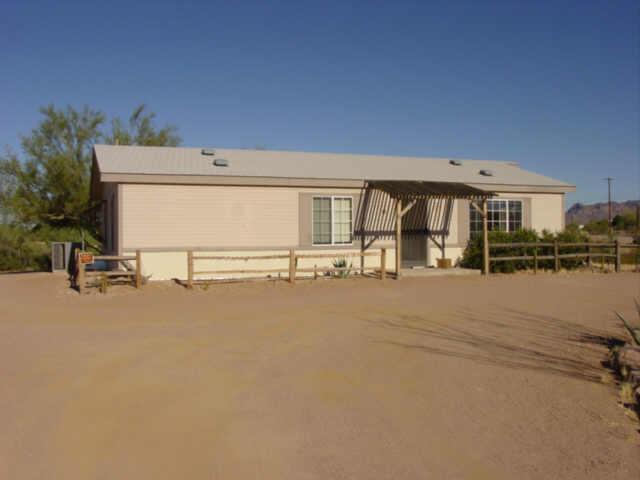 2275 N Scenic St., Apache Junction, AZ 85219
