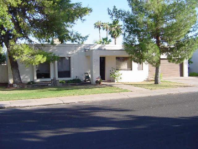 1915 W Nopal Cir., Mesa, AZ 85202