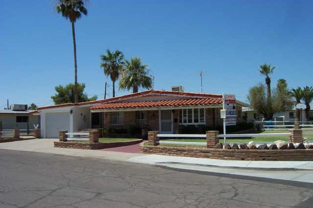 2202 Altadena Ave., Phoenix, AZ 85029