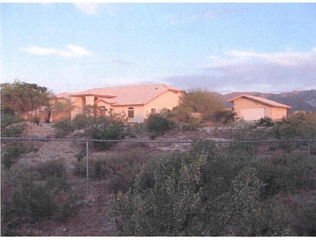 19916 W Medlock Dr., Litchfield Park, AZ 85340