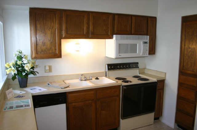 351 E Thomas Rd. #D207, Phoenix, AZ 85012