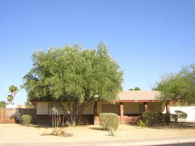 1325 N Barkley St., Mesa, AZ 85203