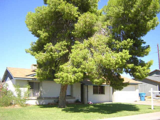 4736 E Alta Vista Rd., Phoenix, AZ 85042