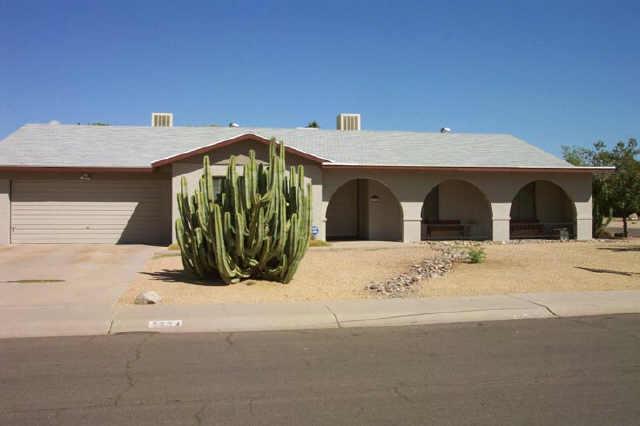 5704 W Laurie Ln., Glendale, AZ 85302