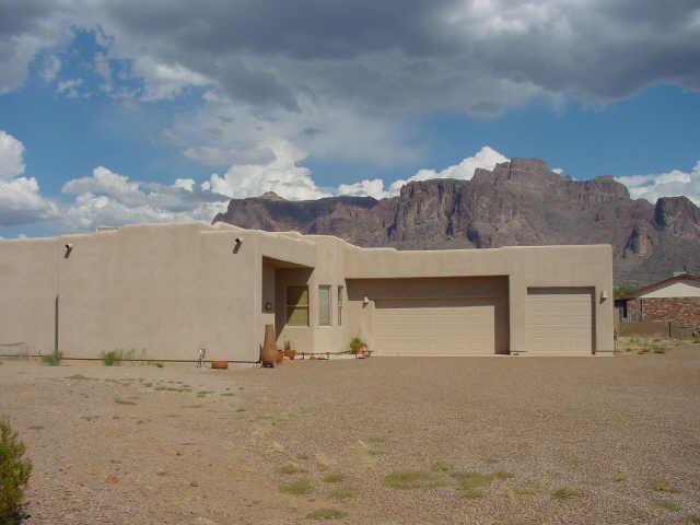 4486 Roundup St., Apache Junction, AZ 85219