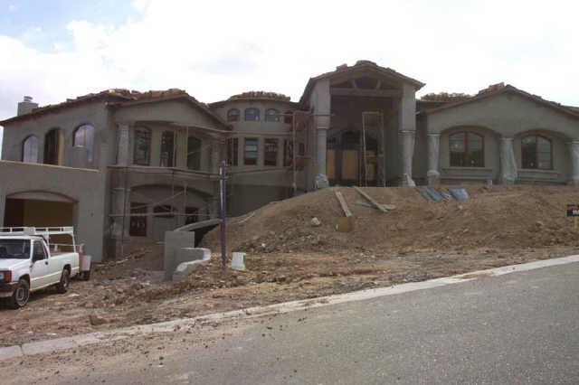 6217 W Saguaro Park Ln., Glendale, AZ 85310