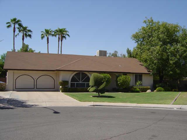 2734 S Emerson Cir., Mesa, AZ 85210