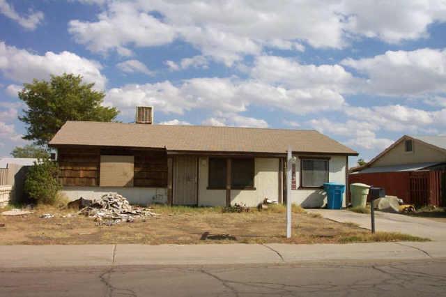 1637 N 72nd Ln., Phoenix, AZ 85035