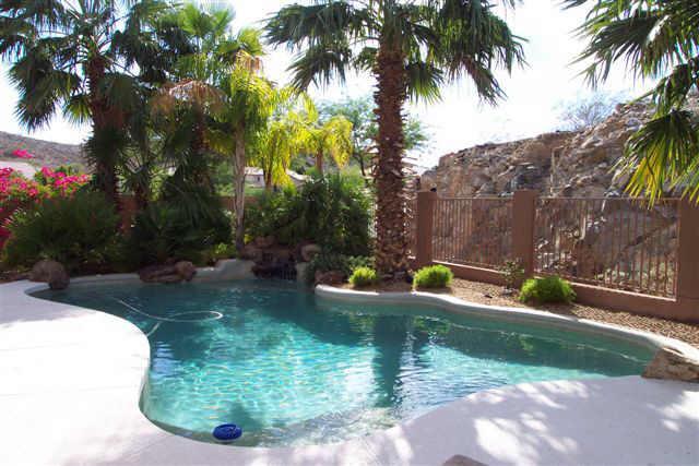 15032 S 8th St., Phoenix, AZ 85048