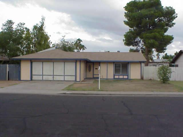 2214 El Moro Ave., Mesa, AZ 85202