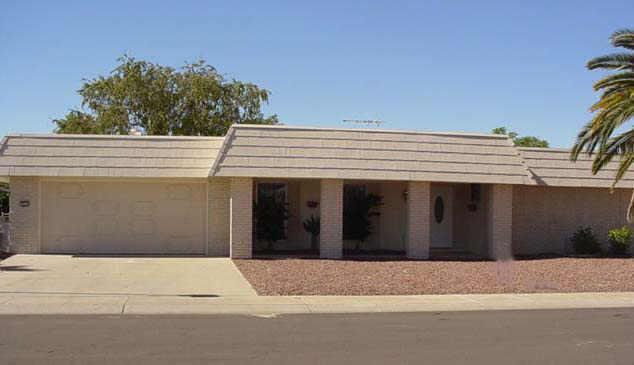 16434 N Meadow Park Dr., Sun City, AZ 85351