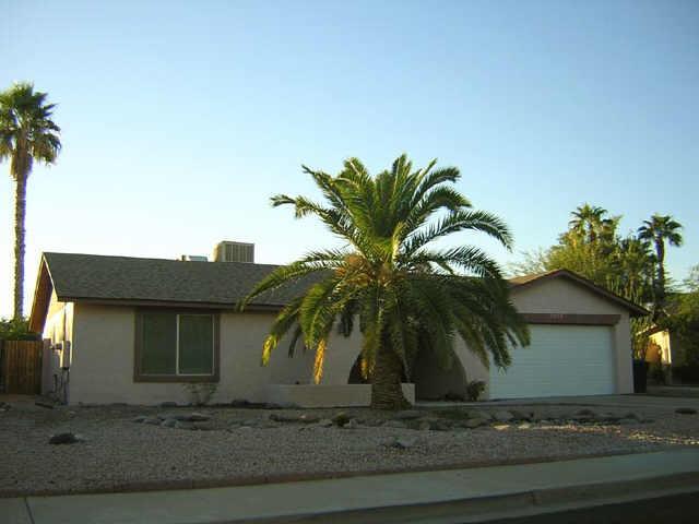 2018 S Nina Cir., Mesa, AZ 85210