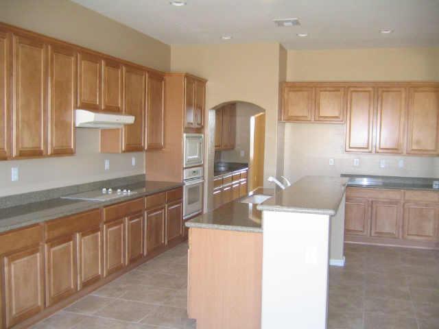 2126 W Hidden Treasure Way, Anthem, AZ 85086