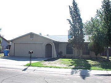7031 Merrell St., Phoenix, AZ 85033