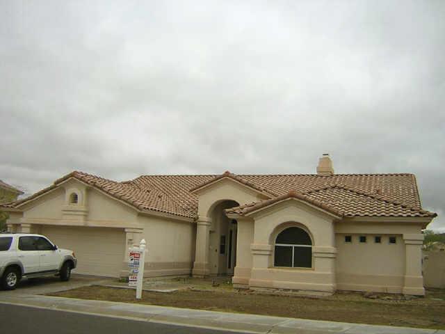 1326 E Desert Flower Ln., Phoenix, AZ 85048