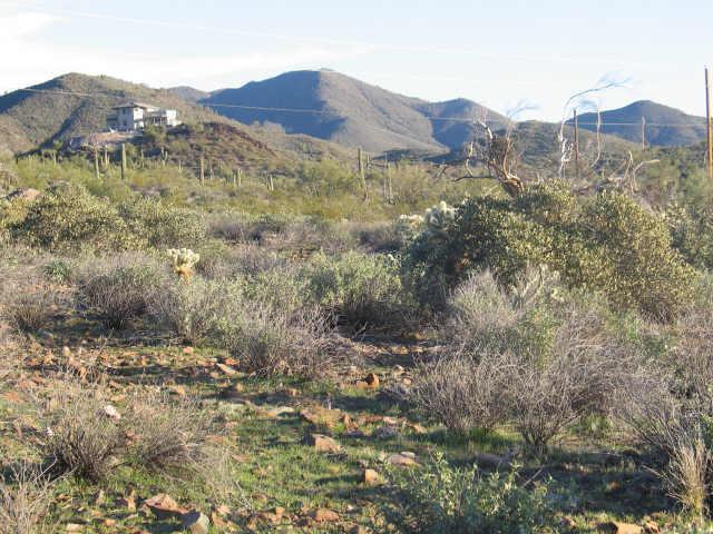 35 W Jenny Lin Rd., New River, AZ 85087