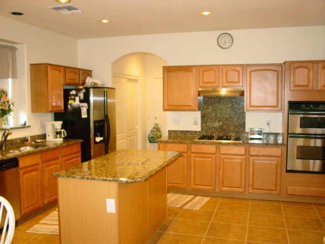 2345 W Hedgehog Pl., Phoenix, AZ 85085