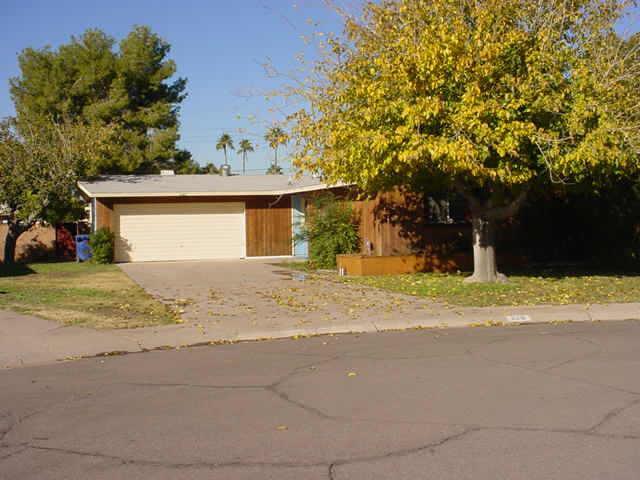 228 E Fremont Dr., Tempe, AZ 85282