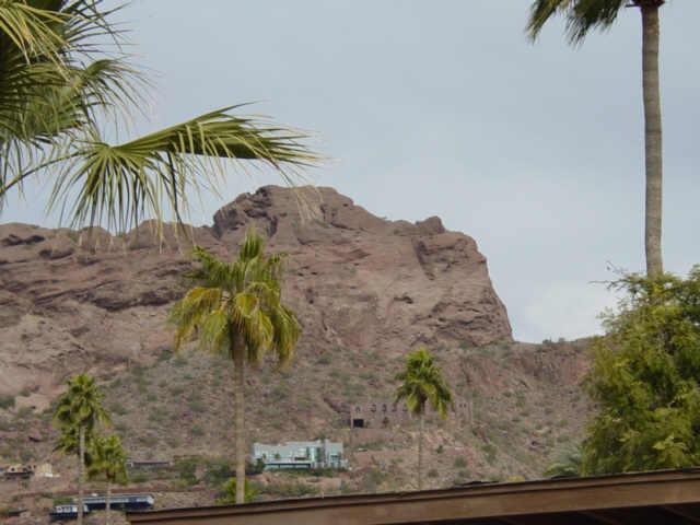 4950 E Camelback Rd., Phoenix, AZ 85018