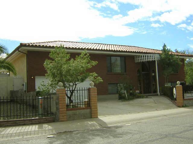 1029 W Danbury Rd., Phoenix, AZ 85023