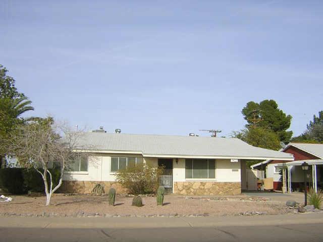 7402 E Roosevelt St., Scottsdale, AZ 85257