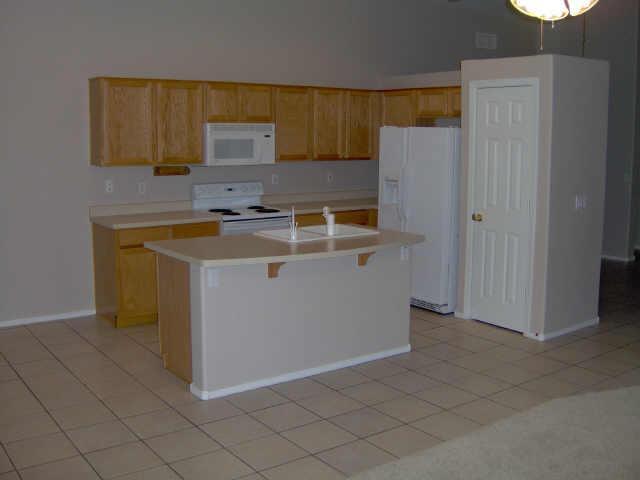 21221 N 79 Dr., Peoria, AZ 85382