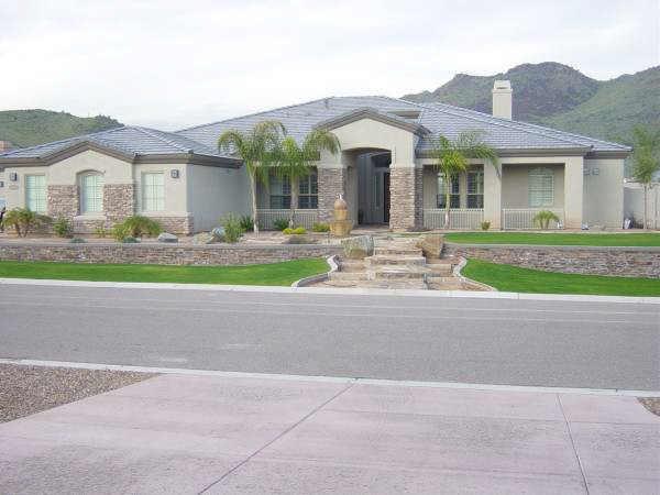 4604 W Range Mule Dr., Glendale, AZ 85310