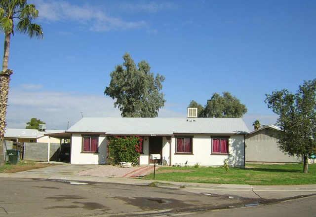 8220 W Meadowbrook Ave., Phoenix, AZ 85033